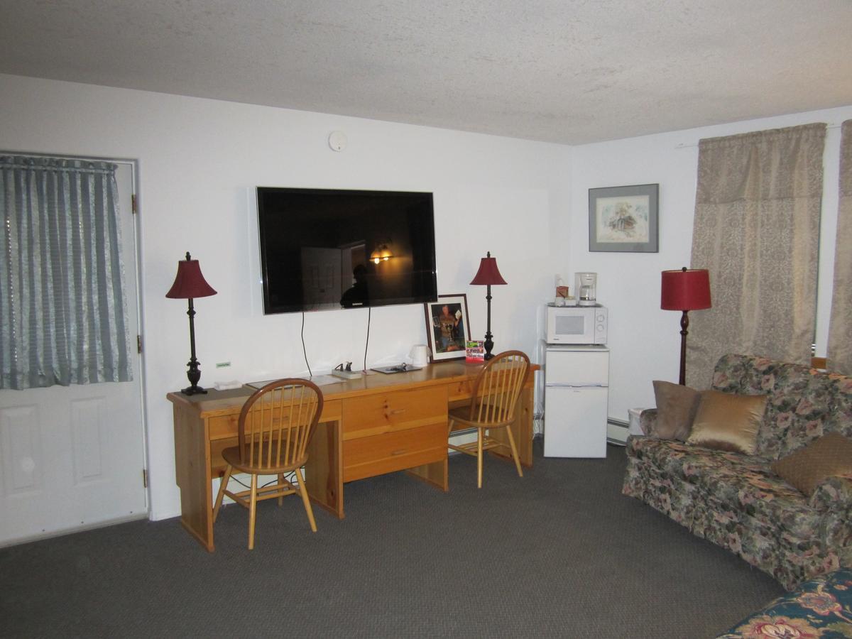 Bonanza Gold Motel Доусън Сити Екстериор снимка