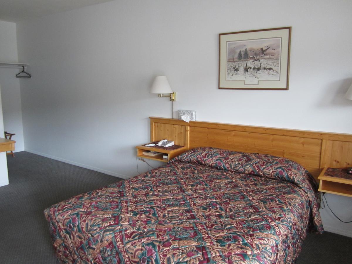 Bonanza Gold Motel Доусън Сити Екстериор снимка