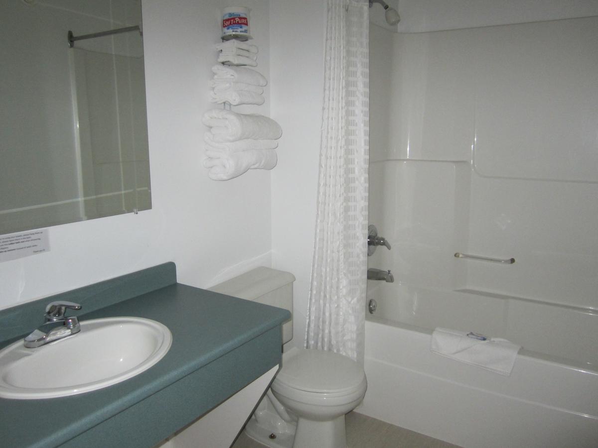 Bonanza Gold Motel Доусън Сити Екстериор снимка